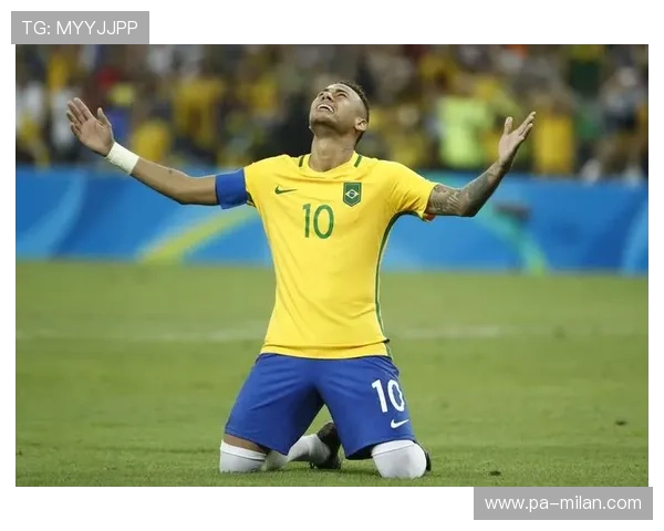 内马尔连续传切配合为巴西赢得多次定位球良机