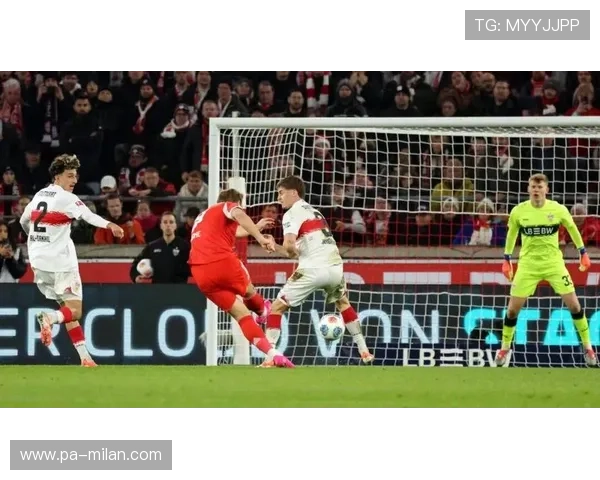 凯恩中场抢断后推进致命一击,热刺掌控比赛 凯恩中场抢断后推进致命一击,热刺掌控比赛