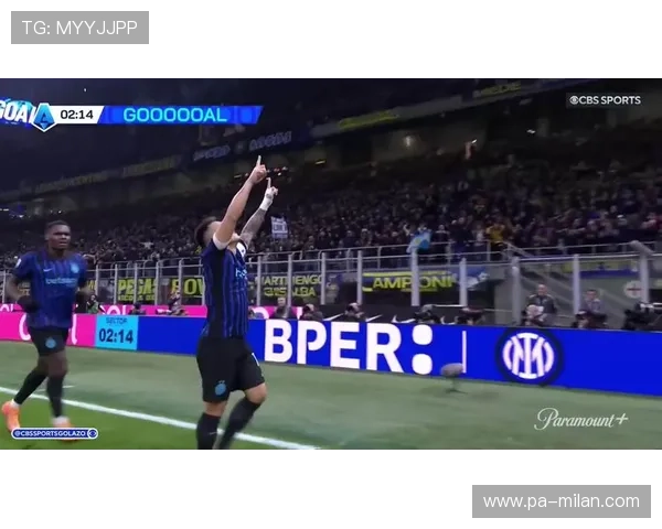 劳塔罗中路抢点倒钩得手,国米制造典型镜头 劳塔罗中路抢点倒钩得手,国米制造典型镜头